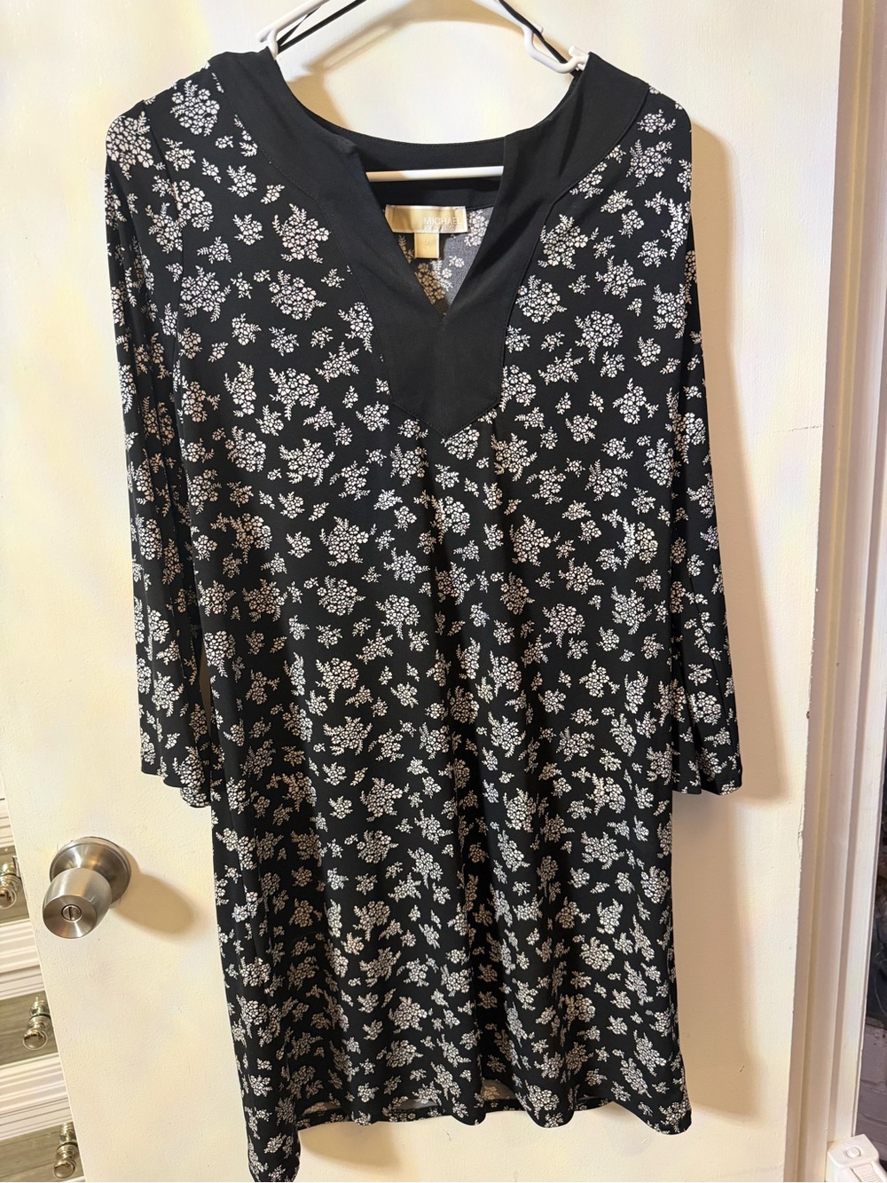Michael Kors Black Floral V-Neck Women’s Dress